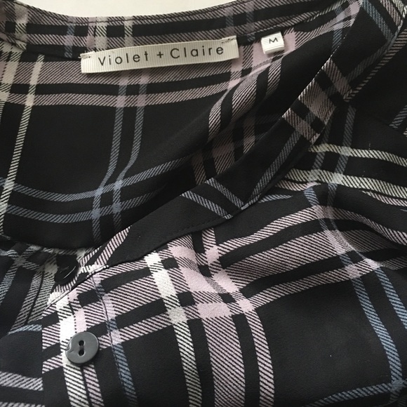 VIOLET & CLAIRE NAVY PLAID HENLEY BLOUSE size M - Picture 3 of 7